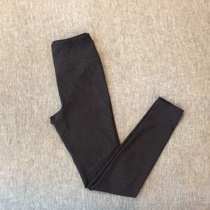 Outdoor voices warm up legging